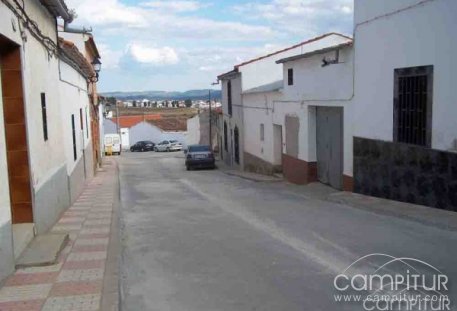 Finalizadas las obras en las calles Pedroche y Alta de Peñarroya 